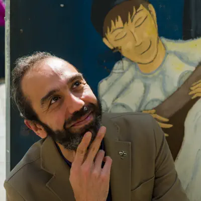 Poslechněte si interpreta Ruben Yessayan, sledujte hudební videa, přečtěte si životopis, podívejte se na data turné a další informace.