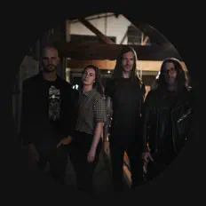 Escucha a alltheprettythings, mira videos musicales, lee su biografía, consulta las fechas de las gira y más.