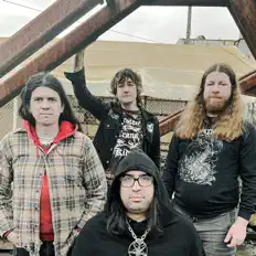Dengarkan Usnea, tonton video musik, baca bio, lihat tanggal tur & lainnya!