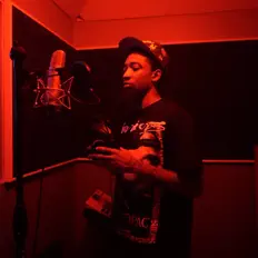 聆聽 Rico Benzo、觀看音樂影片、閱讀小傳、查看巡演日期等！