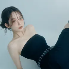 Listen to Kang Min Kyung, watch music videos, read bio, see tour dates & more!
