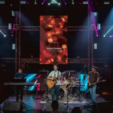 Plata y Espadaを聴いたり、ミュージックビデオを鑑賞したり、経歴やツアー日程などを確認したりしましょう！