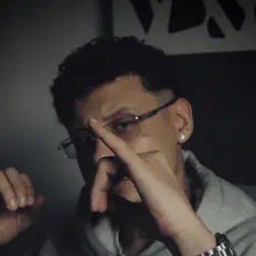 聆聽 Joshua Arzuza、觀看音樂影片、閱讀小傳、查看巡演日期等！