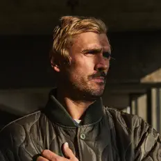 Escucha a KIDDKITT, mira videos musicales, lee su biografía, consulta las fechas de las gira y más.