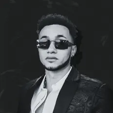 收听 Alexsoy、观看音乐视频、阅读小传、查看巡演日期等 ！