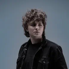 Listen to Clarx, watch music videos, read bio, see tour dates & more!
