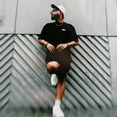 Hör dir Erick Braxton an, schau dir Musikvideos an, lies die Biografie, finde Tourdaten und mehr!