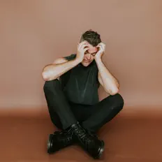 Poslechněte si interpreta Nathan Morris, sledujte hudební videa, přečtěte si životopis, podívejte se na data turné a další informace.