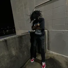 Écoutez Angel N°13, regardez des vidéoclips, lisez la biographie, consultez les dates de tournée et plus encore !