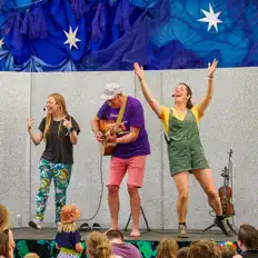 Écoutez Fischy Music (Christian), regardez des vidéoclips, lisez la biographie, consultez les dates de tournée et plus encore !