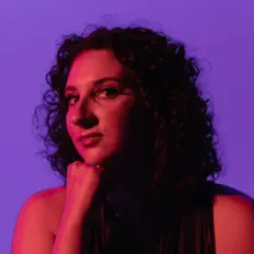 Hör dir Bernice Marsala an, schau dir Musikvideos an, lies die Biografie, finde Tourdaten und mehr!