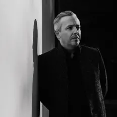 Poslechněte si interpreta Luis Magalhães, sledujte hudební videa, přečtěte si životopis, podívejte se na data turné a další informace.