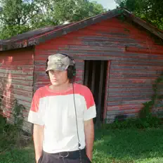 Jackson Marshall सुनें, म्यूज़िक वीडियो देखें, बायो पढ़ें, दौरे की तारीखें और बहुत कुछ देखें!