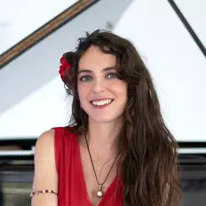 Listen to Fiamma Velo, watch music videos, read bio, see tour dates & more!