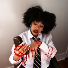 Ouça Monáe, assista a videoclipes, leia a biografia, veja as datas das turnês e mais!