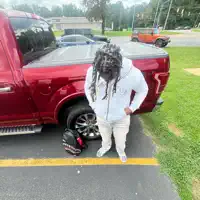 Escucha a undefined, mira videos musicales, lee su biografía, consulta las fechas de las gira y más.