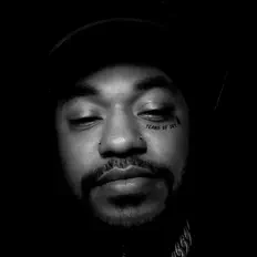 Justin Allenを聴いたり、ミュージックビデオを鑑賞したり、経歴やツアー日程などを確認したりしましょう！