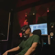 Escucha a Worthing, mira videos musicales, lee su biografía, consulta las fechas de las gira y más.