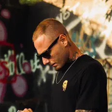 收听 Jessie G、观看音乐视频、阅读小传、查看巡演日期等 ！