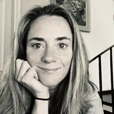 Listen to Dos Floris, watch music videos, read bio, see tour dates & more!