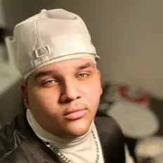 Dengarkan Lil Watta, tonton video musik, baca bio, lihat tanggal tur & lainnya!