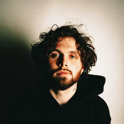 Listen to Jaxson Free, watch music videos, read bio, see tour dates & more!