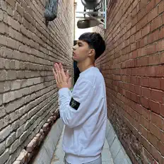 Listen to SAKELLY, watch music videos, read bio, see tour dates & more!