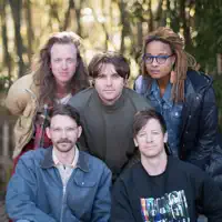 Ακούστε περιεχόμενο από undefined, παρακολουθήστε μουσικά βίντεο, διαβάστε το βιογραφικό, δείτε ημερομηνίες περιοδείας, και πολλά ακόμη!