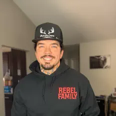 Anthony BeastModeを聴いたり、ミュージックビデオを鑑賞したり、経歴やツアー日程などを確認したりしましょう！