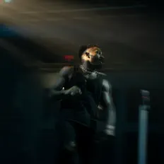 Dengarkan Larry Roze, tonton video musik, baca bio, lihat tanggal tur & lainnya!