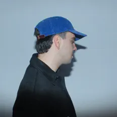 Futuro Alcalde सुनें, म्यूज़िक वीडियो देखें, बायो पढ़ें, दौरे की तारीखें और बहुत कुछ देखें!