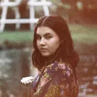 Dengarkan undefined, tonton video musik, baca bio, lihat tanggal tur & lainnya!