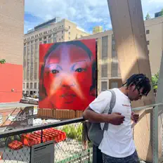 Poslechněte si interpreta Denz, sledujte hudební videa, přečtěte si životopis, podívejte se na data turné a další informace.