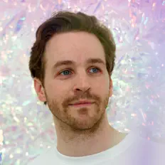 Dengarkan Juno Empire, tonton video musik, baca bio, lihat tanggal tur & lainnya!