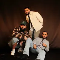 Dengarkan undefined, tonton video musik, baca bio, lihat tanggal tur & lainnya!