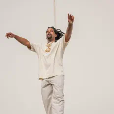 收听 Hus Mozzy、观看音乐视频、阅读小传、查看巡演日期等 ！
