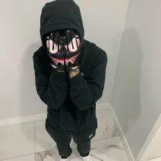 收听 Lil Rocky、观看音乐视频、阅读小传、查看巡演日期等 ！