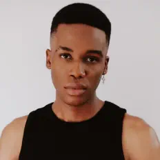 Escucha a King, The First, mira videos musicales, lee su biografía, consulta las fechas de las gira y más.