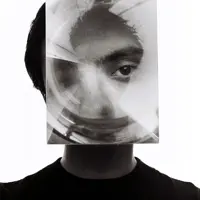 Ascolta undefined, guarda video musicali, leggi la biografia, vedi le date del tour & altro!