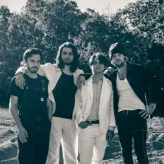 Escucha a Echo Road, mira videos musicales, lee su biografía, consulta las fechas de las gira y más.