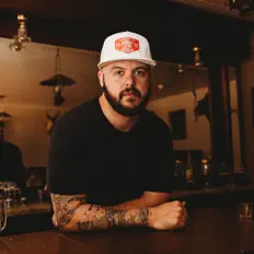 收听 Copperhead Jones、观看音乐视频、阅读小传、查看巡演日期等 ！