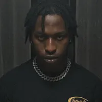 Ascolta undefined, guarda video musicali, leggi la biografia, vedi le date del tour & altro!