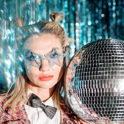 Listen to Mindy Gledhill, watch music videos, read bio, see tour dates & more!