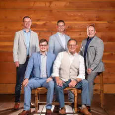 聆聽 Liberty Quartet、觀看音樂影片、閱讀小傳、查看巡演日期等！