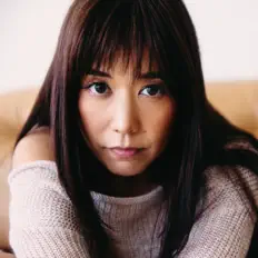 Posłuchaj wykonawcy Lisa Danaë, obejrzyj teledyski, przeczytaj biografię, zobacz daty tras koncertowych i nie tylko!