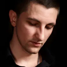 Poslechněte si interpreta Стэго, sledujte hudební videa, přečtěte si životopis, podívejte se na data turné a další informace.