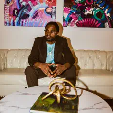 Face The Greatを聴いたり、ミュージックビデオを鑑賞したり、経歴やツアー日程などを確認したりしましょう！