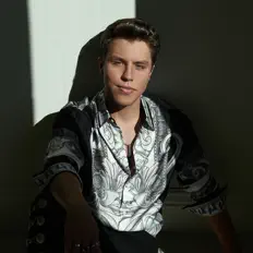 Escucha a Jonatan Sanchez, mira videos musicales, lee su biografía, consulta las fechas de las gira y más.