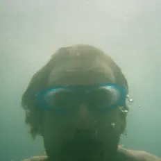 Écoutez rutherford, regardez des vidéoclips, lisez la biographie, consultez les dates de tournée et plus encore !