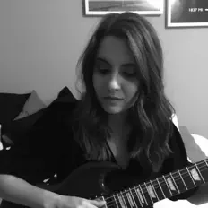 收听 Julia Freier、观看音乐视频、阅读小传、查看巡演日期等 ！